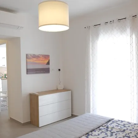 アパート Riva Ponente