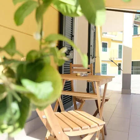 アパート Riva Ponente リヴァ・トリゴーゾ